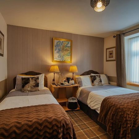 אינברנס Pitfaranne Guest House מראה חיצוני תמונה