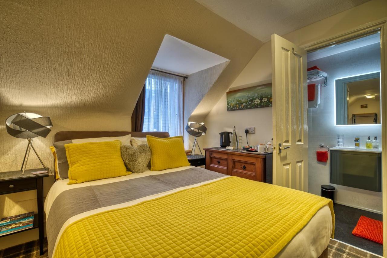 אינברנס Pitfaranne Guest House מראה חיצוני תמונה