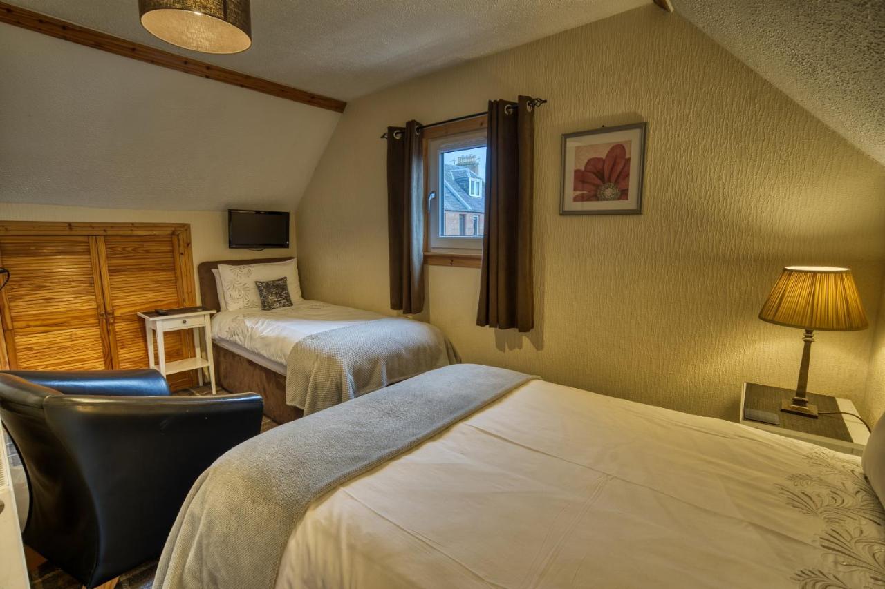 אינברנס Pitfaranne Guest House מראה חיצוני תמונה