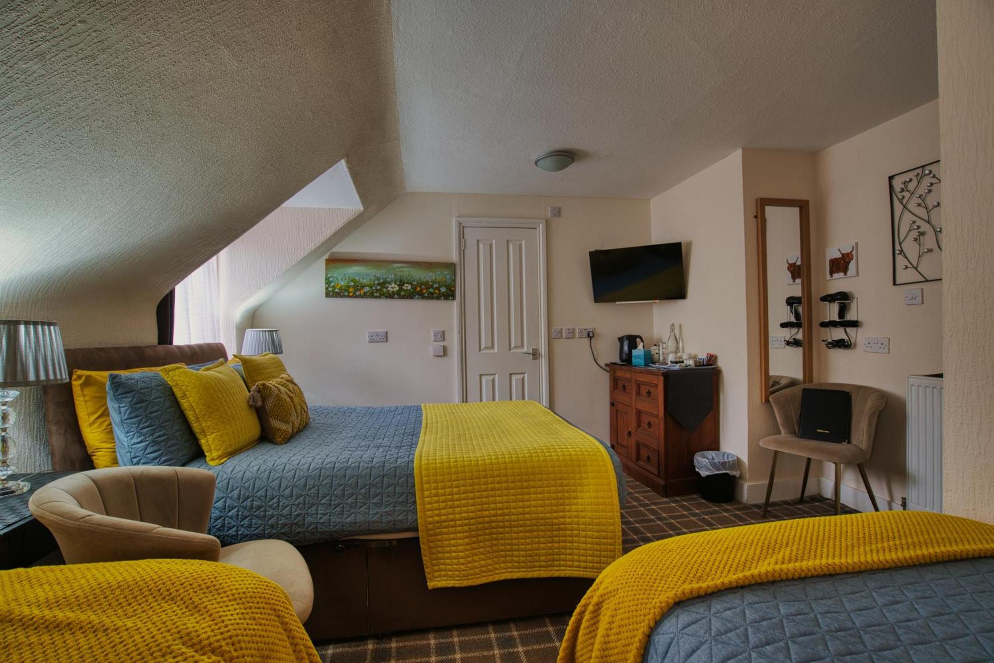 אינברנס Pitfaranne Guest House מראה חיצוני תמונה