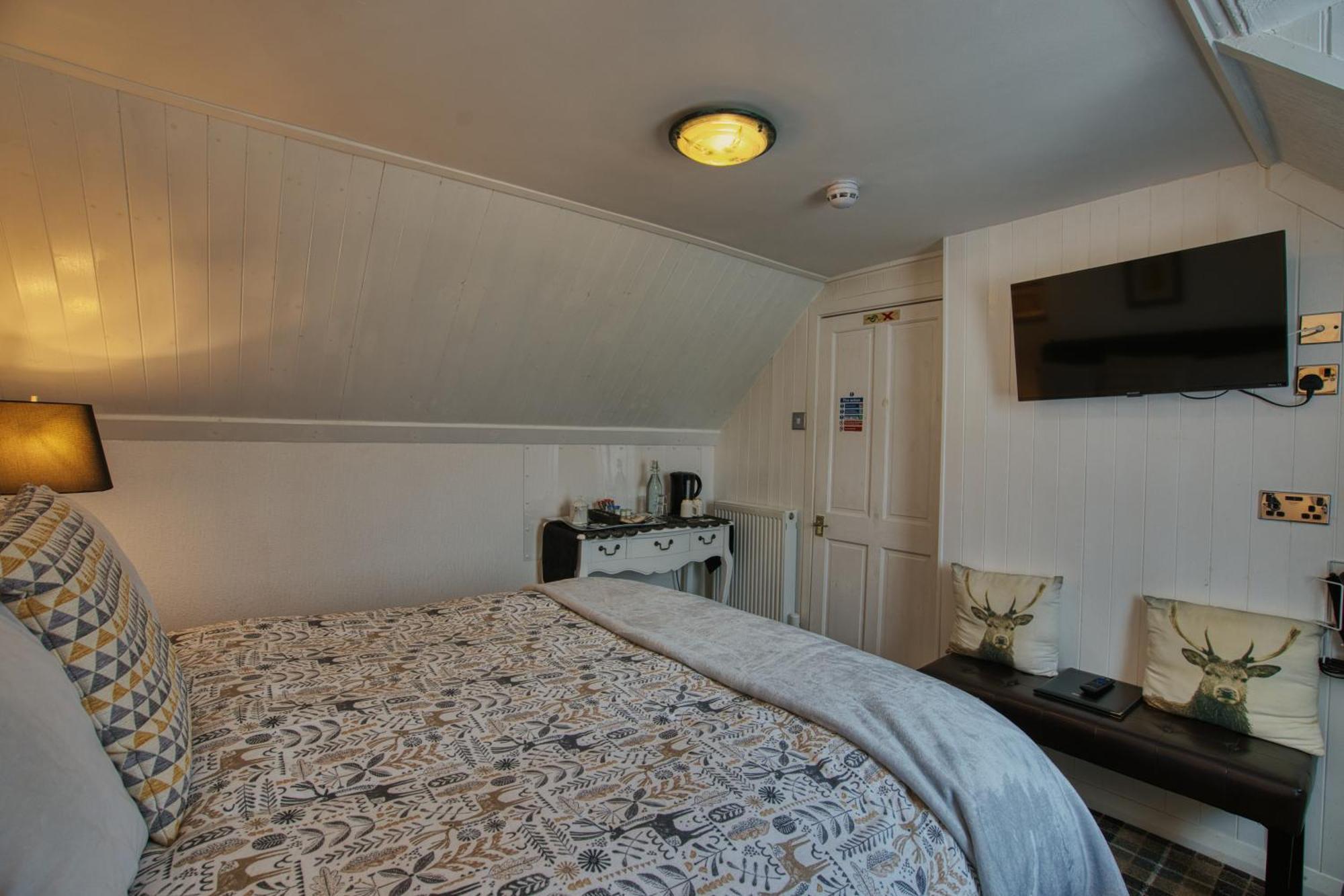 אינברנס Pitfaranne Guest House מראה חיצוני תמונה