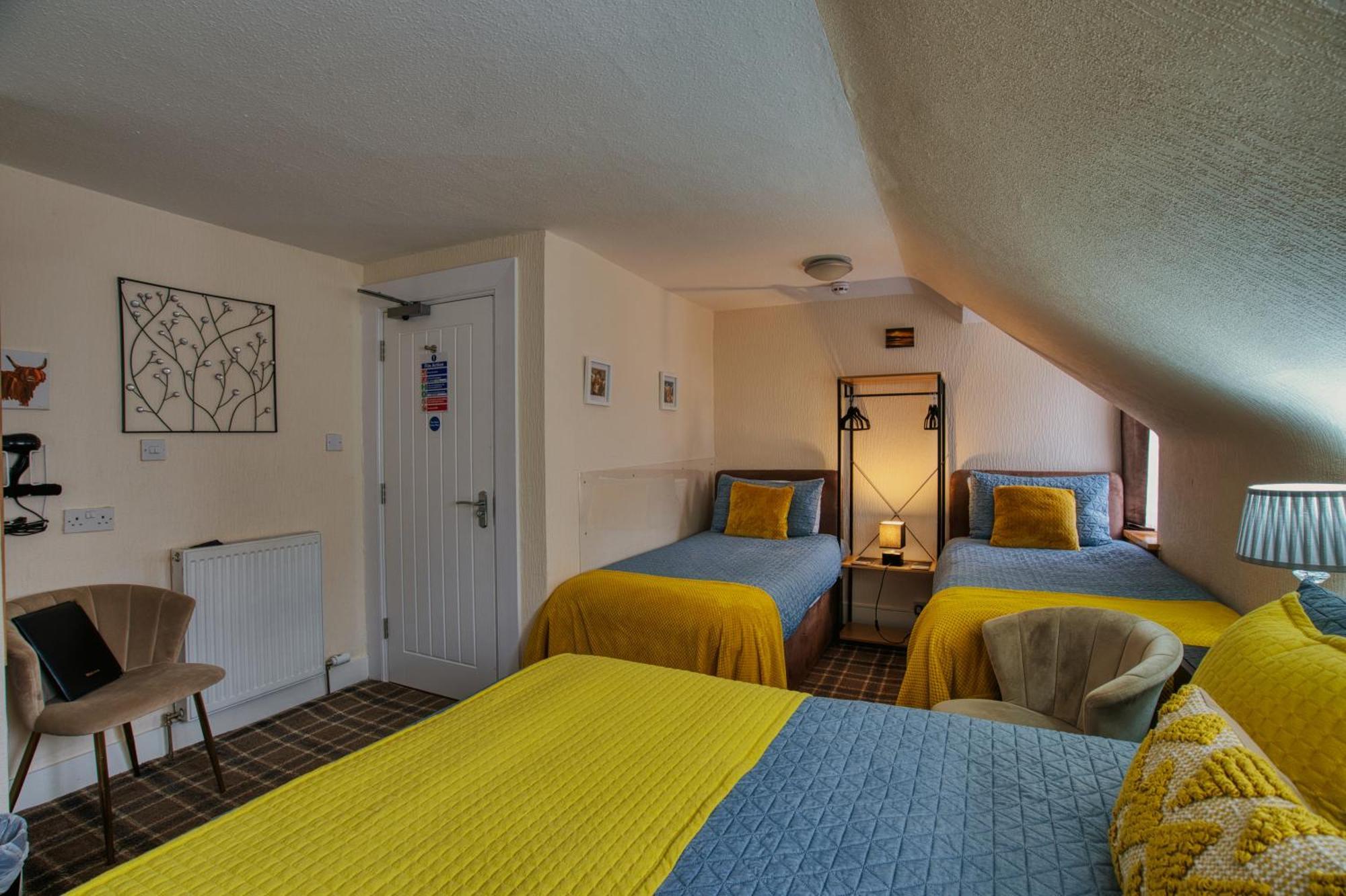 אינברנס Pitfaranne Guest House מראה חיצוני תמונה